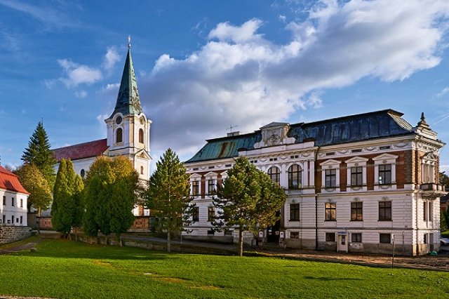 Omezení úředních hodin na pokladně MěÚ Jiříkov