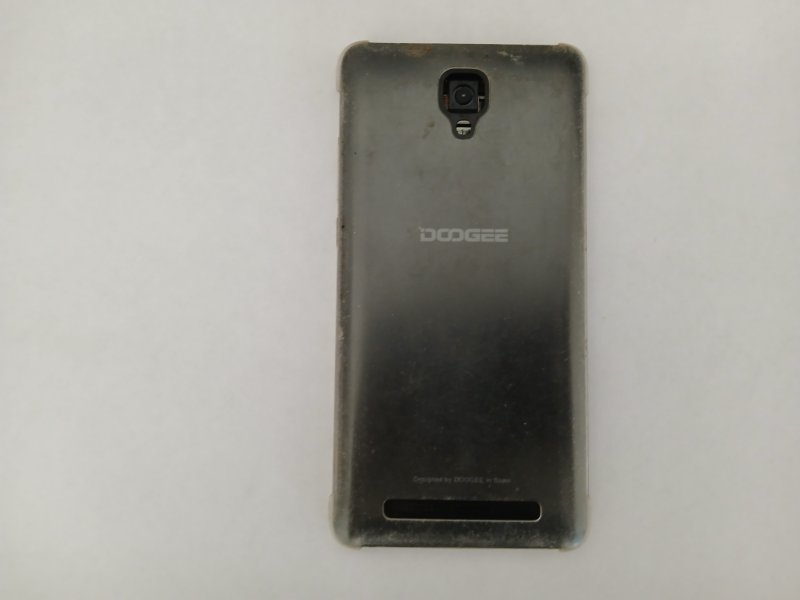 NÁLEZ mobilního telefonu